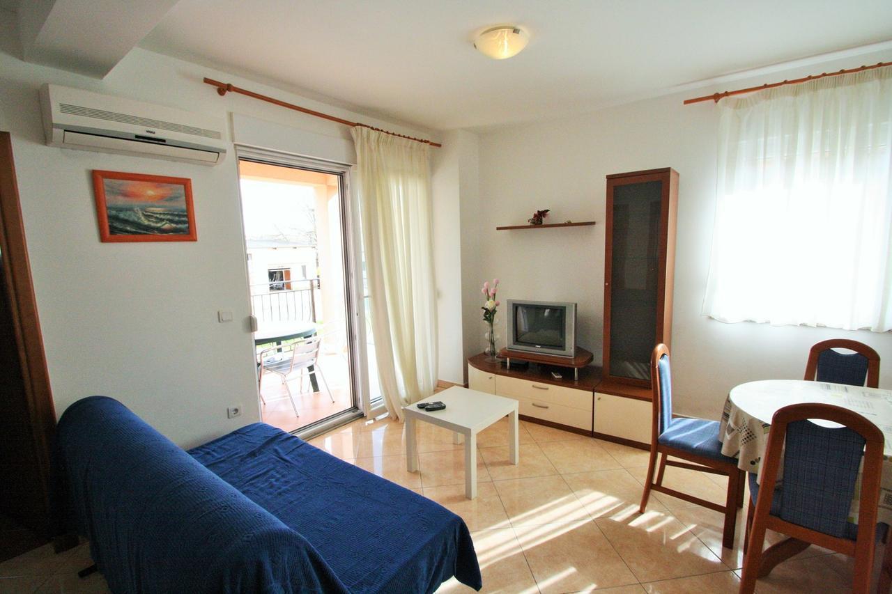 פורץ Apartment Bilic With Balcony מראה חיצוני תמונה